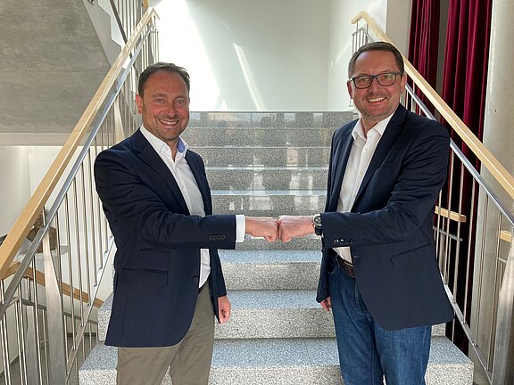 Pressefoto_Hans_Peter_Hochhold_und_Andreas_Redhammer_quer.jpg  