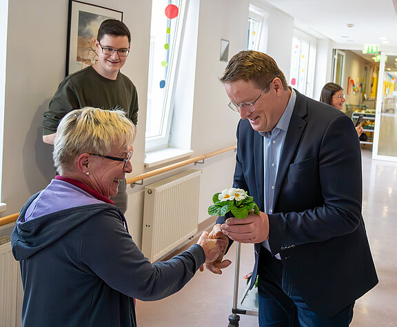 20250212_Besuch_Pflegeheim_Obernberg_und_Eberschwang_Valentinsaktion_HQ-45.jpg  