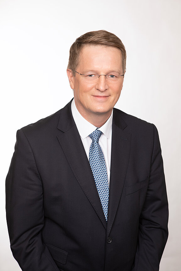 Portrait_ÖVP_Klub_Barbara_Nidetzky_2.jpg  