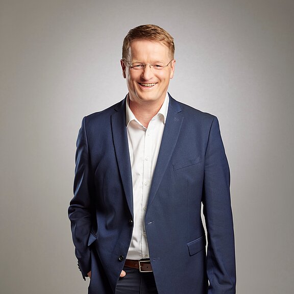 Portrait_Landespartei_2021.jpg  