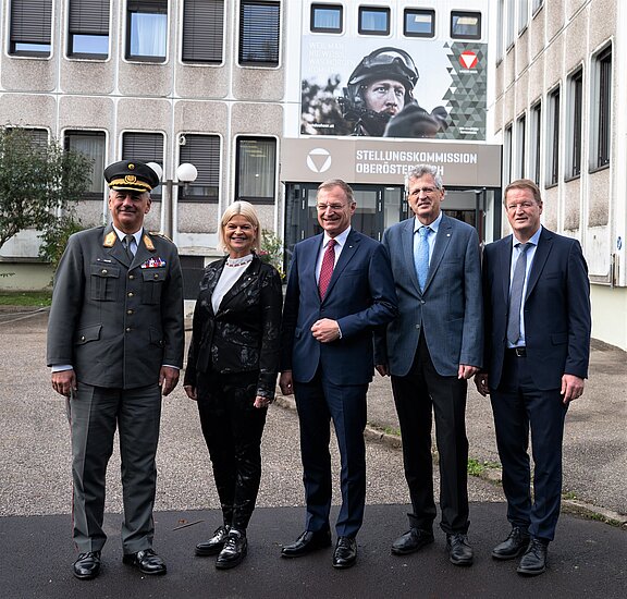 Bundesheer_Stellung_Linz_.jpg  